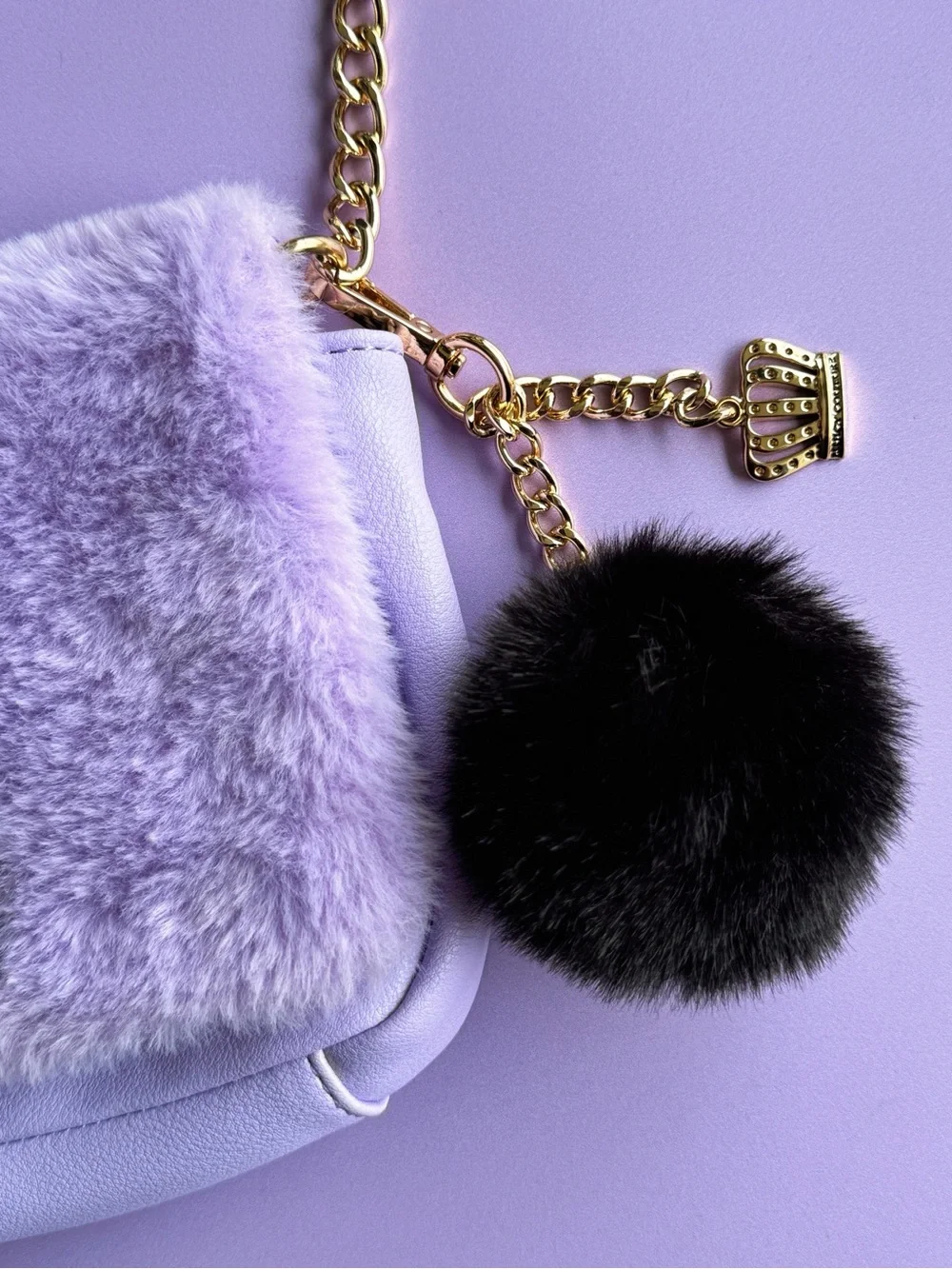 Y2K Juicy Couture Fluffy Purple Fur Gold Logo Crossbody Bag With Keychain NWT
